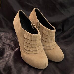Gianni Bini Taupe Suede Ruffle Ankle Booties